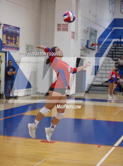 Thumbnail 2 in Brea Olinda @ Los Altos photogallery.