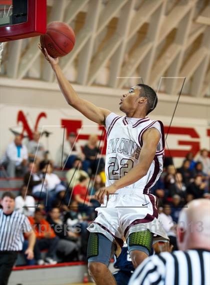 Thumbnail 2 in Independence vs. Bakersfield photogallery.