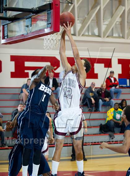 Thumbnail 3 in Independence vs. Bakersfield photogallery.