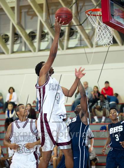 Thumbnail 3 in Independence vs. Bakersfield photogallery.