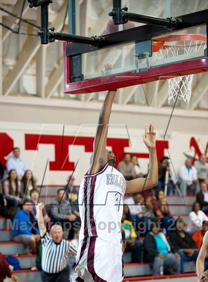 Thumbnail 3 in Independence vs. Bakersfield photogallery.