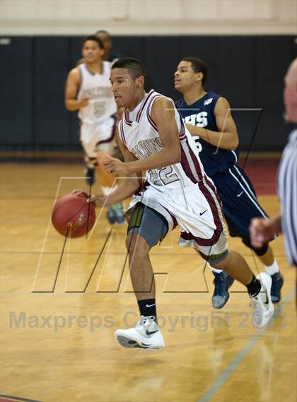 Thumbnail 1 in Independence vs. Bakersfield photogallery.