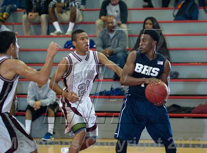 Thumbnail 1 in Independence vs. Bakersfield photogallery.