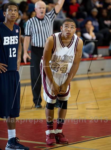Thumbnail 2 in Independence vs. Bakersfield photogallery.