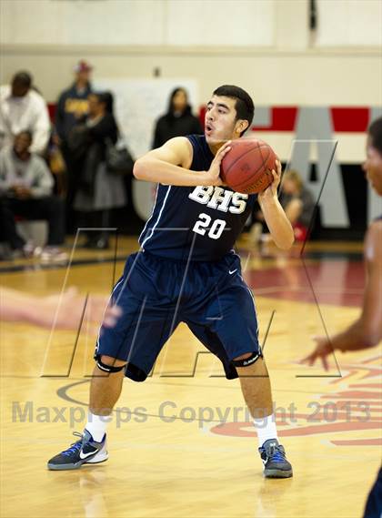 Thumbnail 2 in Independence vs. Bakersfield photogallery.