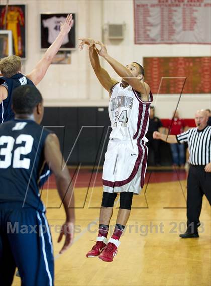 Thumbnail 1 in Independence vs. Bakersfield photogallery.