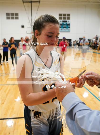 Thumbnail 1 in Red Rock vs. Pima (AIA 2A Final - Awards) photogallery.