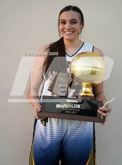 Thumbnail 3 in Red Rock vs. Pima (AIA 2A Final - Awards) photogallery.