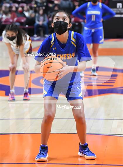 Thumbnail 2 in Alchesay vs. Winslow (AIA 3A Quarterfinal) photogallery.