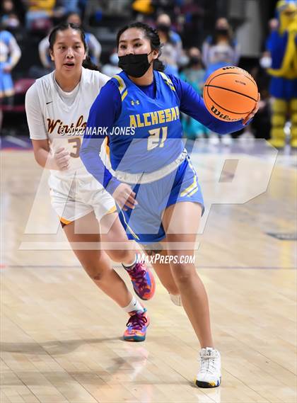 Thumbnail 2 in Alchesay vs. Winslow (AIA 3A Quarterfinal) photogallery.