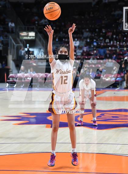 Thumbnail 1 in Alchesay vs. Winslow (AIA 3A Quarterfinal) photogallery.