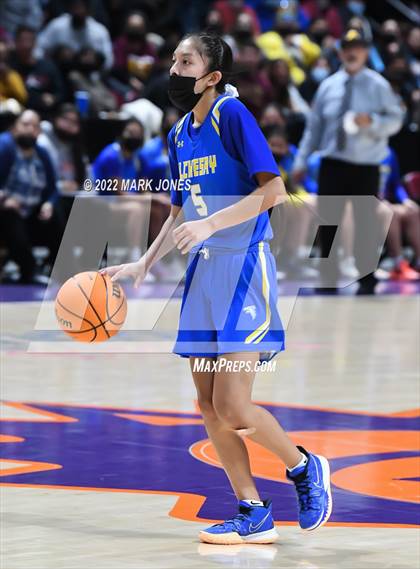 Thumbnail 1 in Alchesay vs. Winslow (AIA 3A Quarterfinal) photogallery.