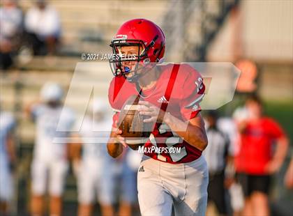 Thumbnail 1 in Lorena vs. China Spring photogallery.