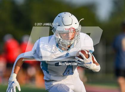 Thumbnail 2 in Lorena vs. China Spring photogallery.