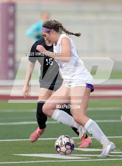 Thumbnail 3 in Cedar Park vs. Pieper (UIL 5A Soccer Regional Final) photogallery.