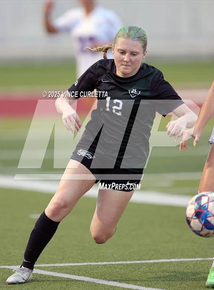 Thumbnail 3 in Cedar Park vs. Pieper (UIL 5A Soccer Regional Final) photogallery.