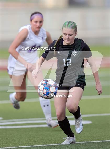 Thumbnail 3 in Cedar Park vs. Pieper (UIL 5A Soccer Regional Final) photogallery.