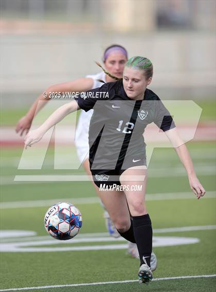 Thumbnail 2 in Cedar Park vs. Pieper (UIL 5A Soccer Regional Final) photogallery.