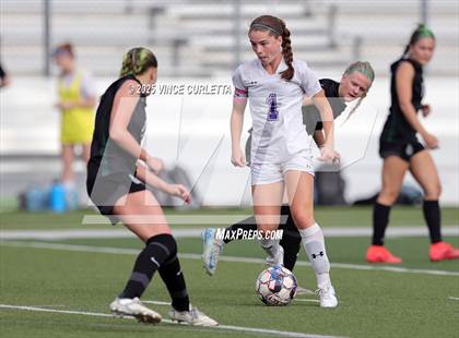 Thumbnail 3 in Cedar Park vs. Pieper (UIL 5A Soccer Regional Final) photogallery.
