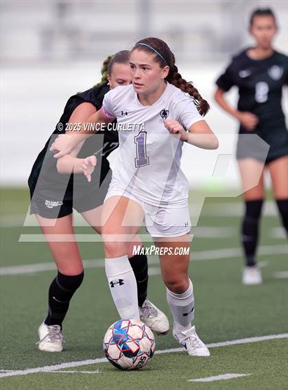 Thumbnail 2 in Cedar Park vs. Pieper (UIL 5A Soccer Regional Final) photogallery.
