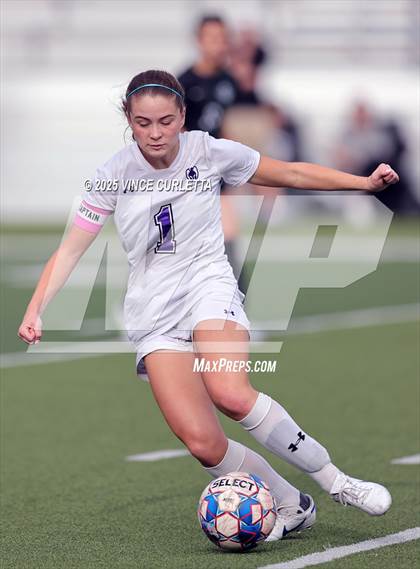 Thumbnail 1 in Cedar Park vs. Pieper (UIL 5A Soccer Regional Final) photogallery.