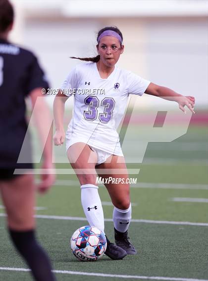 Thumbnail 2 in Cedar Park vs. Pieper (UIL 5A Soccer Regional Final) photogallery.