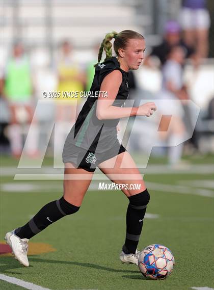 Thumbnail 2 in Cedar Park vs. Pieper (UIL 5A Soccer Regional Final) photogallery.