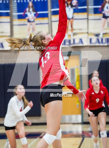 Thumbnail 2 in Regis Jesuit vs Monarch (Dakota Ridge Varsity Tournament) photogallery.