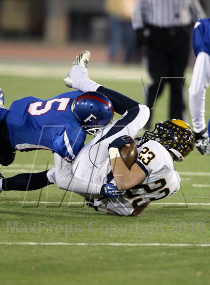Thumbnail 2 in Oak Ridge vs. Folsom (CIF SJS D1 Final) photogallery.