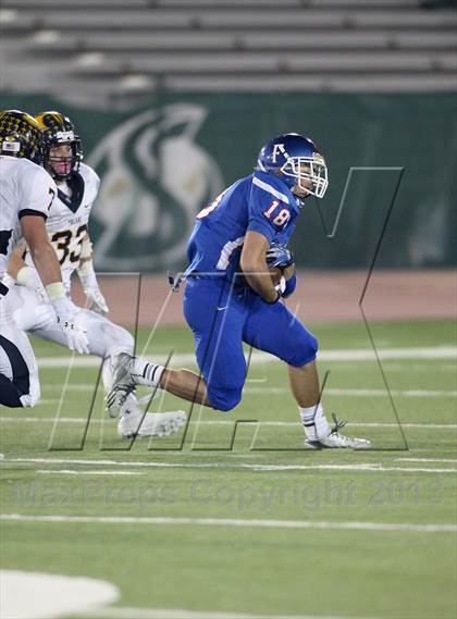 Thumbnail 1 in Oak Ridge vs. Folsom (CIF SJS D1 Final) photogallery.