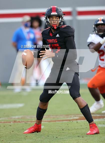 Thumbnail 1 in Zebulon B. Vance vs. Rolesville (NCHSAA 4AA Final) photogallery.