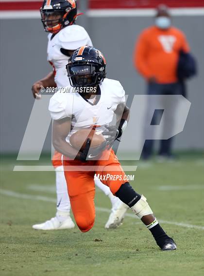 Thumbnail 1 in Zebulon B. Vance vs. Rolesville (NCHSAA 4AA Final) photogallery.
