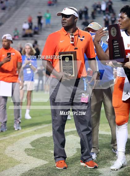 Thumbnail 2 in Zebulon B. Vance vs. Rolesville (NCHSAA 4AA Final) photogallery.