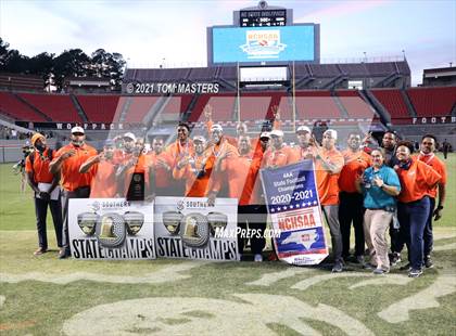 Thumbnail 2 in Zebulon B. Vance vs. Rolesville (NCHSAA 4AA Final) photogallery.