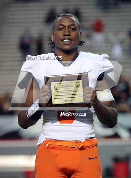 Thumbnail 2 in Zebulon B. Vance vs. Rolesville (NCHSAA 4AA Final) photogallery.