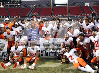 Thumbnail 1 in Zebulon B. Vance vs. Rolesville (NCHSAA 4AA Final) photogallery.