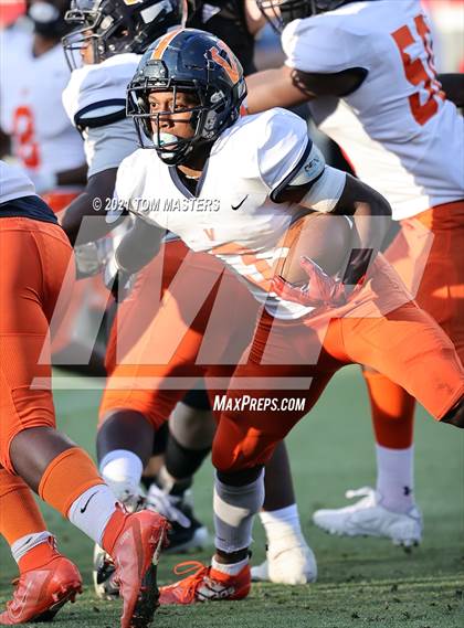 Thumbnail 3 in Zebulon B. Vance vs. Rolesville (NCHSAA 4AA Final) photogallery.