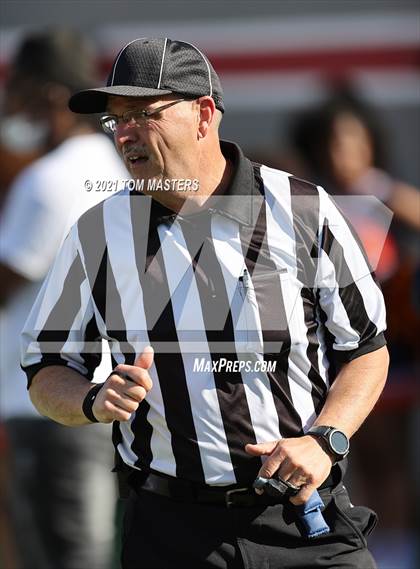 Thumbnail 1 in Zebulon B. Vance vs. Rolesville (NCHSAA 4AA Final) photogallery.