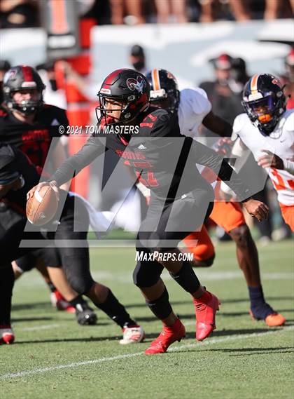 Thumbnail 2 in Zebulon B. Vance vs. Rolesville (NCHSAA 4AA Final) photogallery.