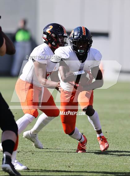 Thumbnail 3 in Zebulon B. Vance vs. Rolesville (NCHSAA 4AA Final) photogallery.