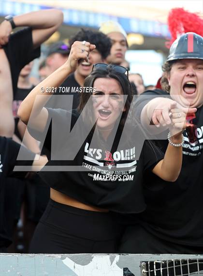 Thumbnail 1 in Zebulon B. Vance vs. Rolesville (NCHSAA 4AA Final) photogallery.