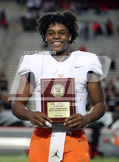 Thumbnail 2 in Zebulon B. Vance vs. Rolesville (NCHSAA 4AA Final) photogallery.