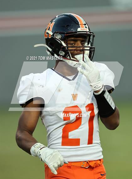 Thumbnail 2 in Zebulon B. Vance vs. Rolesville (NCHSAA 4AA Final) photogallery.