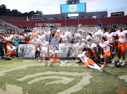 Thumbnail 3 in Zebulon B. Vance vs. Rolesville (NCHSAA 4AA Final) photogallery.