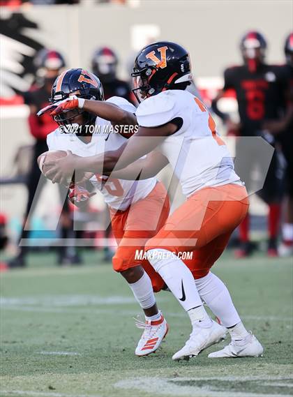 Thumbnail 2 in Zebulon B. Vance vs. Rolesville (NCHSAA 4AA Final) photogallery.