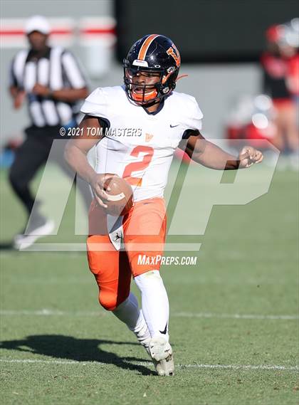 Thumbnail 2 in Zebulon B. Vance vs. Rolesville (NCHSAA 4AA Final) photogallery.