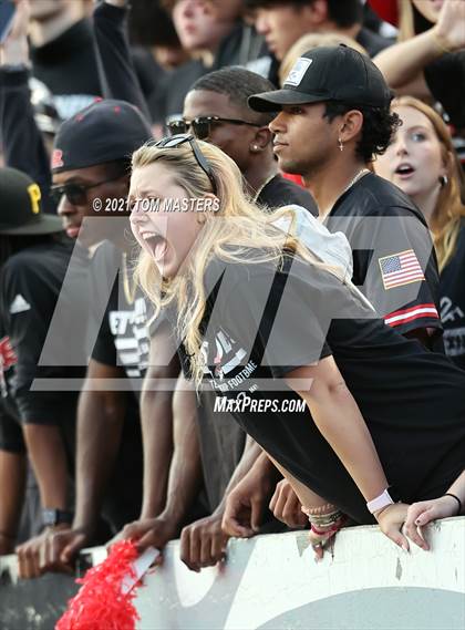 Thumbnail 1 in Zebulon B. Vance vs. Rolesville (NCHSAA 4AA Final) photogallery.