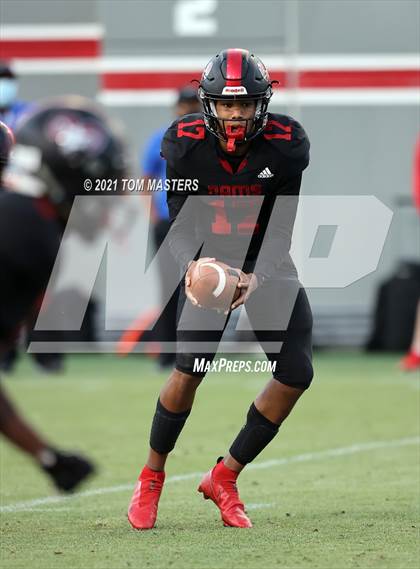 Thumbnail 2 in Zebulon B. Vance vs. Rolesville (NCHSAA 4AA Final) photogallery.