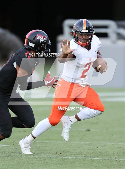 Thumbnail 3 in Zebulon B. Vance vs. Rolesville (NCHSAA 4AA Final) photogallery.