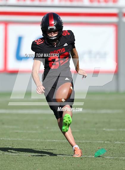 Thumbnail 1 in Zebulon B. Vance vs. Rolesville (NCHSAA 4AA Final) photogallery.
